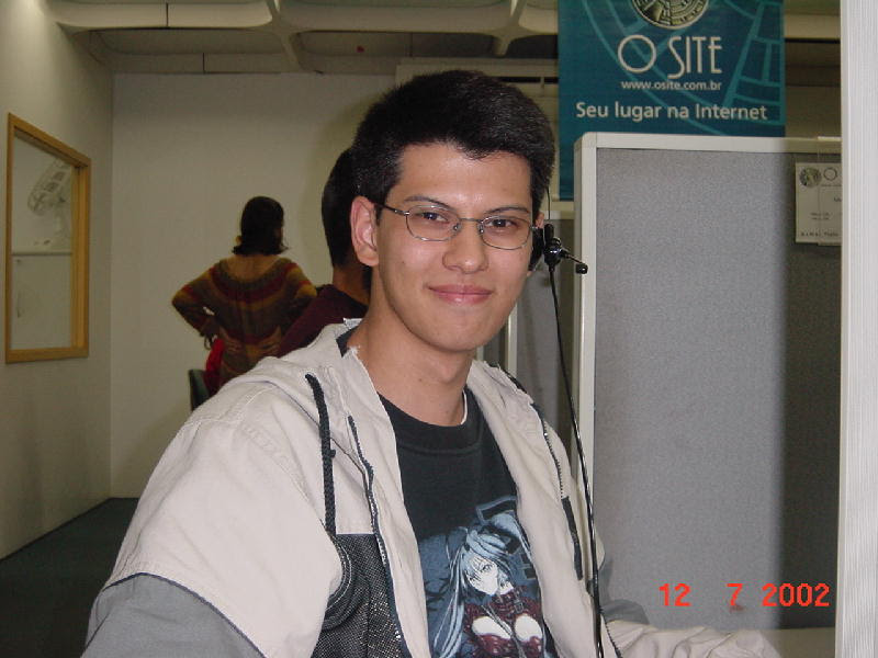 Headset support in call center, 2000 — learn to listen to the user.